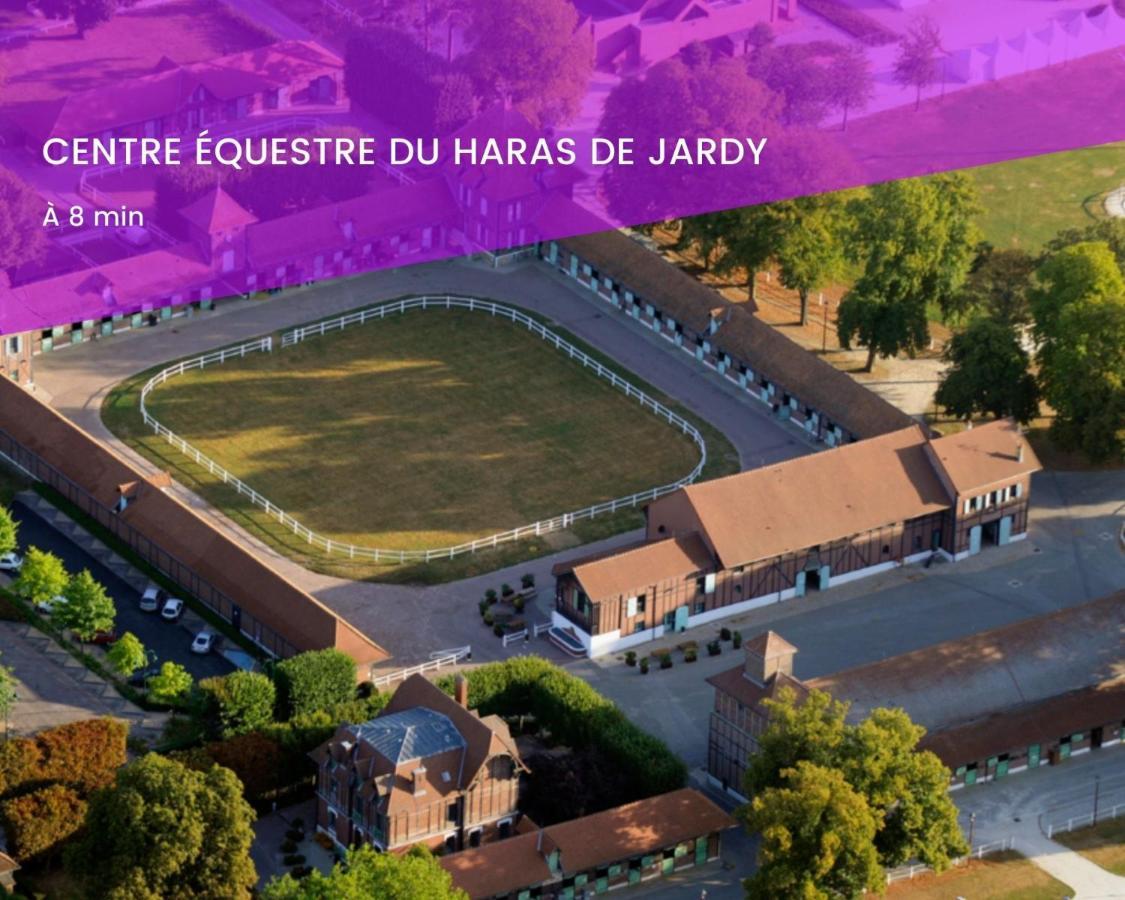 Le Cocon Des Couples Tout Proche Versailles - En Face De L'Hopital Mignot 르 슈네 외부 사진